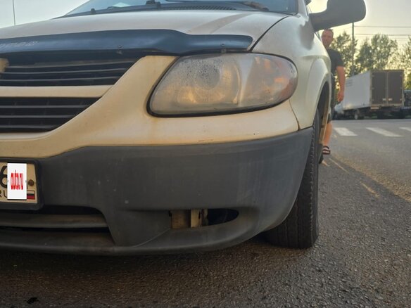 2005 Dodge Caravan 4-speed IV, белый, 500000 рублей - вид 7