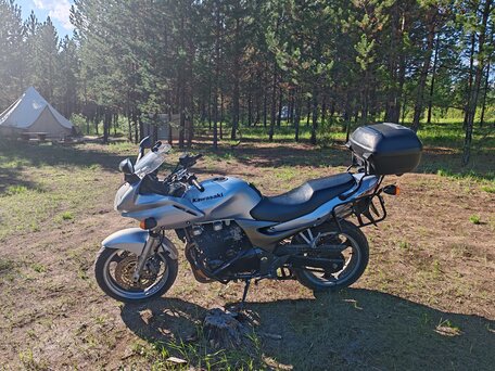 2005 Kawasaki ZR-7, серебристый, 400000 рублей, вид 5