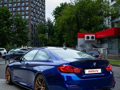 2019 BMW M4 Competition Package F82/F83 Рестайлинг, синий, вид 3