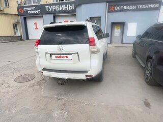 2011 Toyota Land Cruiser Prado 150 Series, белый, 3100000 рублей, вид 4