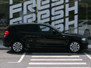 2010 BMW 1 серии 116i I (E81/E82/E87/E88) Рестайлинг, чёрный, 749000 рублей, вид 5