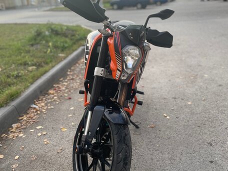 2012 KTM 200 Duke, чёрный, 260000 рублей, вид 4