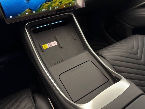 2025 Avatr 11 116.79 kWh I Рестайлинг, чёрный - вид 20