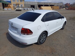 2016 Volkswagen Polo V Рестайлинг, белый, 575000 рублей, вид 4