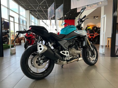 2026 QJMotor SRK 550, голубой, 569000 рублей, вид 3