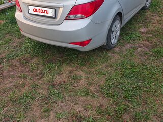 2016 Hyundai Solaris I Рестайлинг, серебристый, 1250000 рублей, вид 2