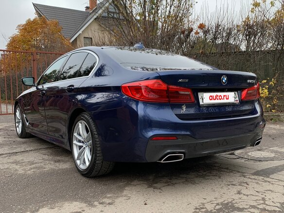 2020 BMW 5 серии 520d xDrive VII (G30/G31/G38), синий, 5200000 рублей - вид 6
