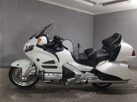 2014 Honda GL 1800 Gold Wing, белый, 1400000 рублей, вид 2