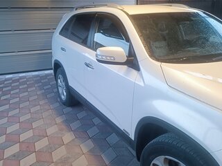 2015 Kia Sorento II Рестайлинг, белый, 2000000 рублей, вид 3