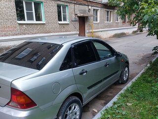 2001 Ford Focus I, серебристый, 210000 рублей, вид 4