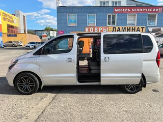 2007 Hyundai Grand Starex I, серый, 1600000 рублей, вид 3