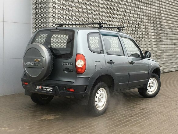 2015 Chevrolet Niva I Рестайлинг, серый - вид 4