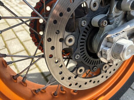 2017 KTM 690 SMC R, оранжевый, 750000 рублей, вид 5