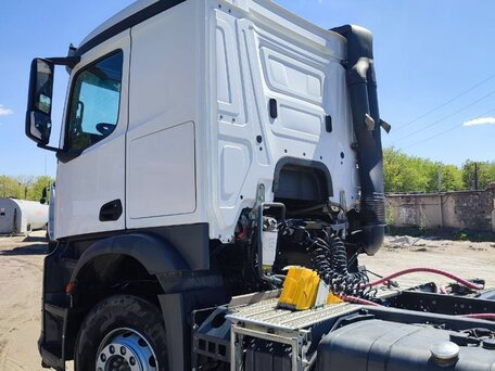 2023 Mercedes-Benz Arocs, белый, 15513953 рублей, вид 3