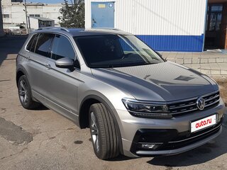 2018 Volkswagen Tiguan II, серебристый, 2900000 рублей, вид 4