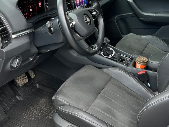 2021 Skoda Karoq DSG6 I, коричневый, 2815000 рублей - вид 20