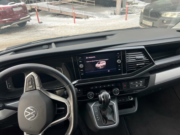 2020 Volkswagen Multivan T6 Рестайлинг, серый, 4700000 рублей - вид 4