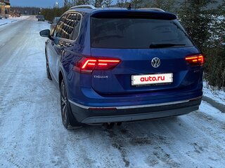 2018 Volkswagen Tiguan II, синий, 2700000 рублей, вид 4