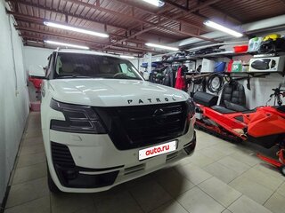 2014 Nissan Patrol VI (Y62) Рестайлинг, белый, 4150000 рублей, вид 4