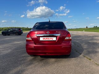 2013 Nissan Tiida I Рестайлинг, красный, 650000 рублей, вид 3