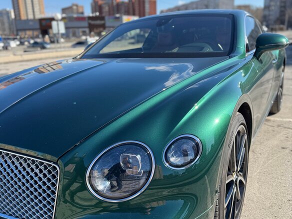 2019 Bentley Continental GT III, зелёный, 14990000 рублей - вид 4