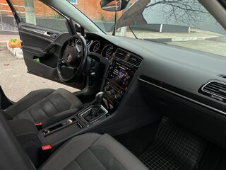 2019 Volkswagen Golf VII Рестайлинг, чёрный, 2100000 рублей, вид 5