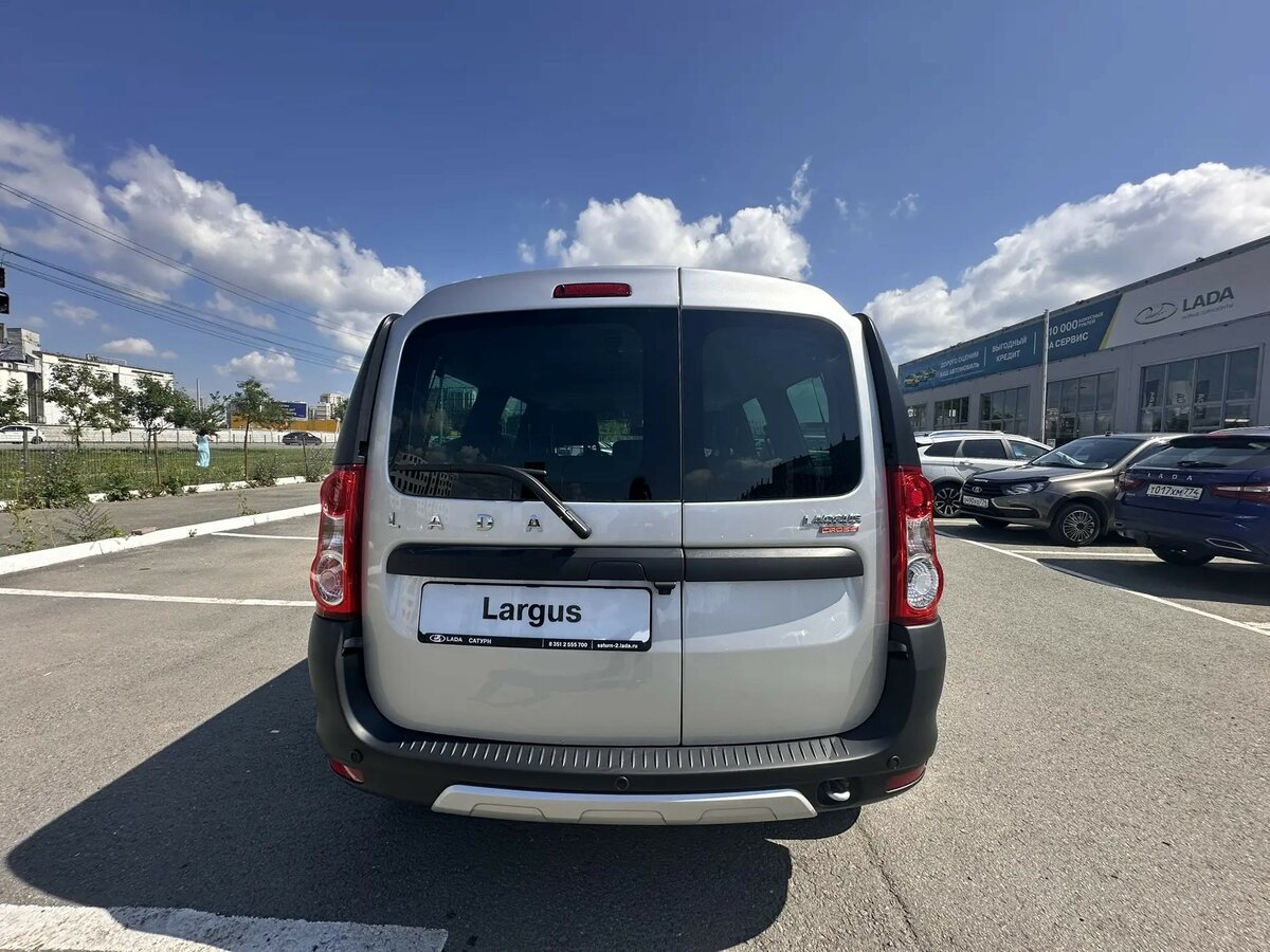 Открыть фотографии: Lada (ВАЗ) Largus I Рестайлинг