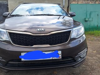 2017 Kia Rio III Рестайлинг, коричневый, 1500000 рублей, вид 2