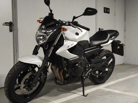 2012 Yamaha XJ6 (FZ6R), белый, 650000 рублей, вид 1