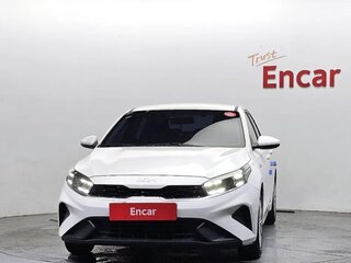 2023 Kia K3 II Рестайлинг, белый, 1355000 рублей, вид 1