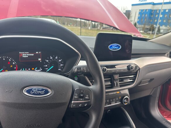 2020 Ford Escape IV, красный, 1380000 рублей - вид 11