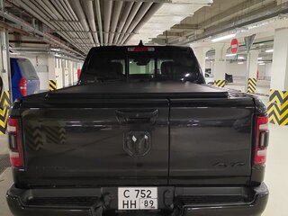 2020 Ram 1500 Crew Cab eTorque V, чёрный, 6250000 рублей, вид 4