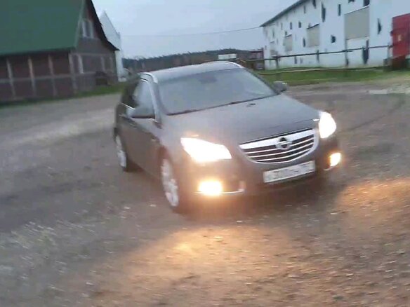2010 Opel Insignia I, зелёный, 900000 рублей - вид 3