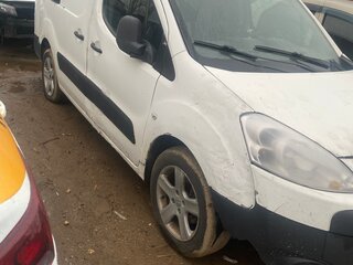 2011 Peugeot Partner II, белый, 230000 рублей, вид 2