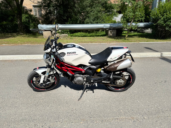 2012 Ducati Monster 796, белый, 400000 рублей - вид 13