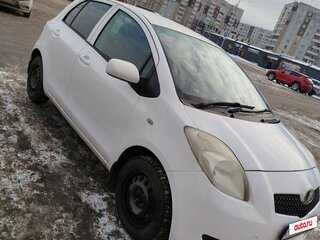 2006 Toyota Vitz II (XP90), белый, 610000 рублей, вид 1