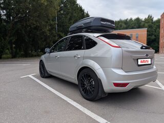 2011 Ford Focus II Рестайлинг, серебристый, 620000 рублей, вид 4