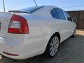 2011 Skoda Octavia II (A5) Рестайлинг, белый, 1150000 рублей - вид 10
