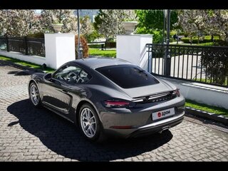 2020 Porsche Cayman III 718 (982), серый, 6600000 рублей, вид 5