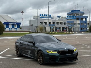 2019 BMW M5 Competition VI (F90), серый, 7000000 рублей, вид 4