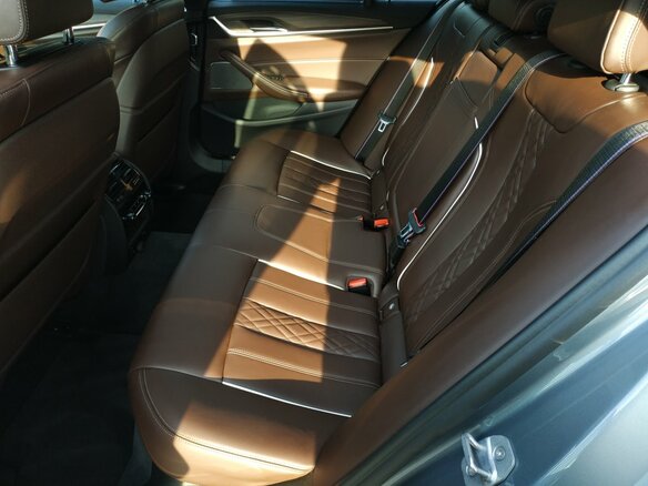 2018 BMW 5 серии M550d xDrive VII (G30/G31/G38), серый - вид 7