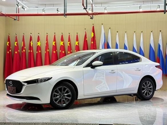 2023 Mazda 3 Axela IV (BP), белый, 1560000 рублей
