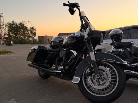 2013 Harley-Davidson Road King, чёрный, 990000 рублей, вид 2
