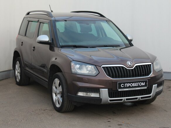 2017 Skoda Yeti I Рестайлинг, коричневый - вид 2