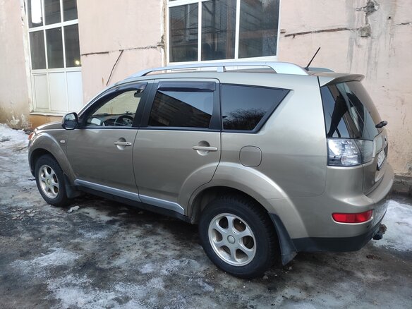 2007 Mitsubishi Outlander II, бежевый - вид 5