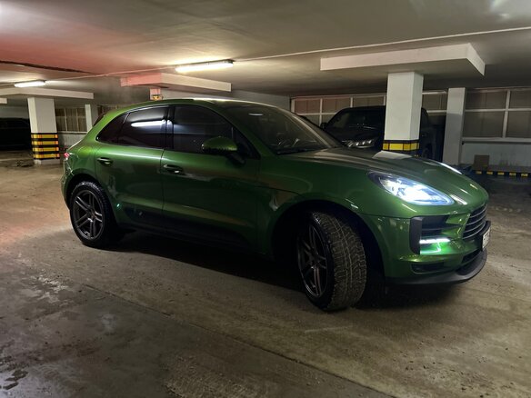 2019 Porsche Macan I Рестайлинг, зелёный, 5100000 рублей - вид 1