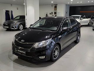 2017 Kia Rio III Рестайлинг, чёрный, 949000 рублей, вид 1