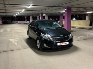 2014 Kia Rio 6-speed III, чёрный, 750000 рублей, вид 5