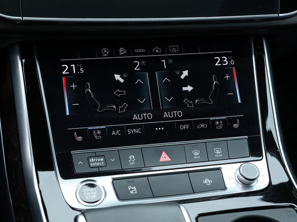 2021 Audi Q7 55 TFSI II (4M) Рестайлинг, чёрный, 6880500 рублей - вид 15