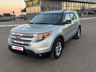 2013 Ford Explorer V, серебристый, 1950000 рублей, вид 1